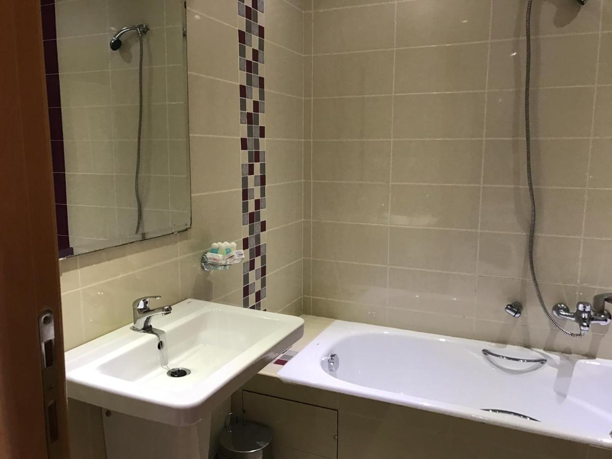 Hotel Al Karmel Tunis Eksteriør bilde