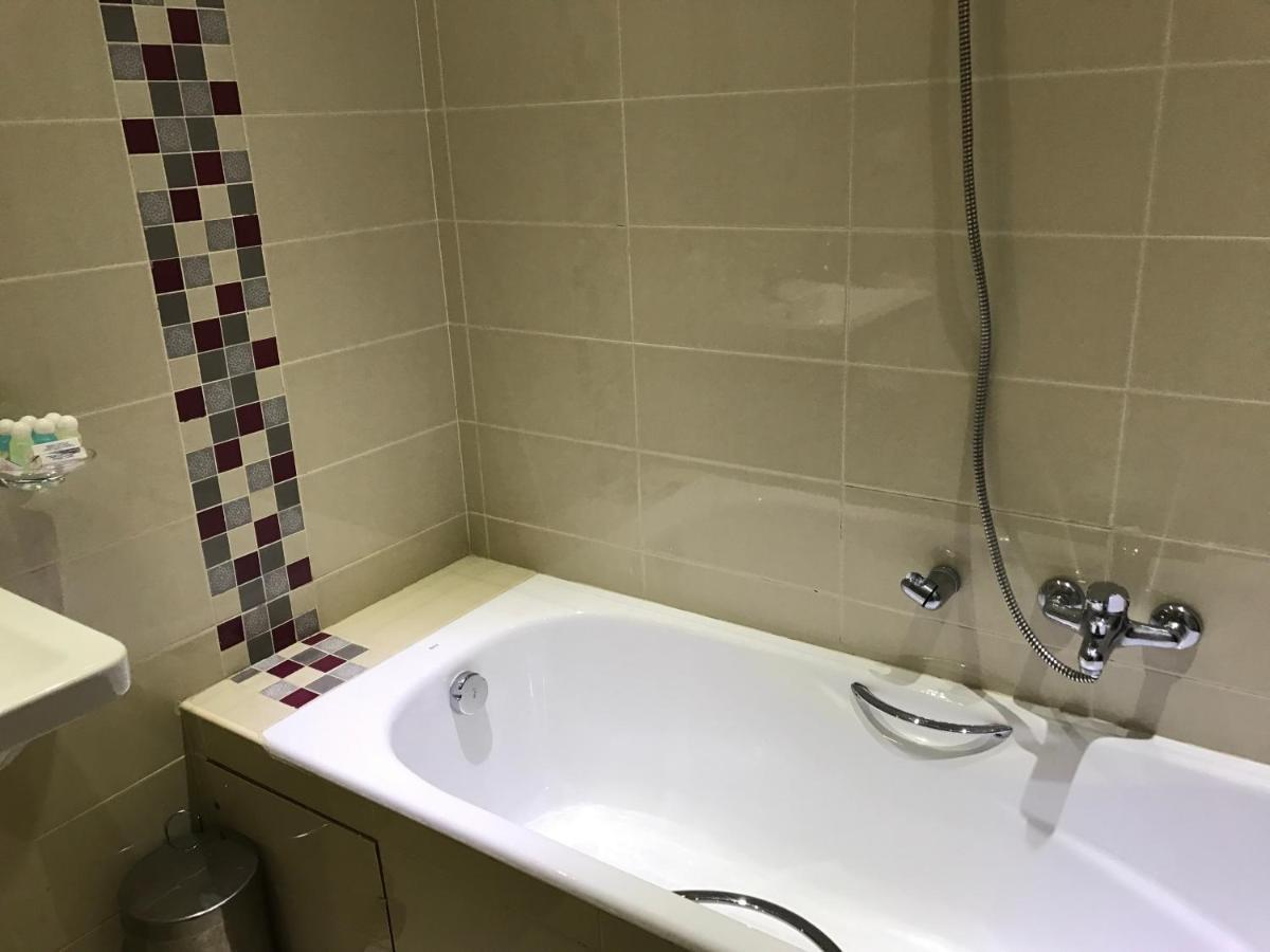 Hotel Al Karmel Tunis Eksteriør bilde
