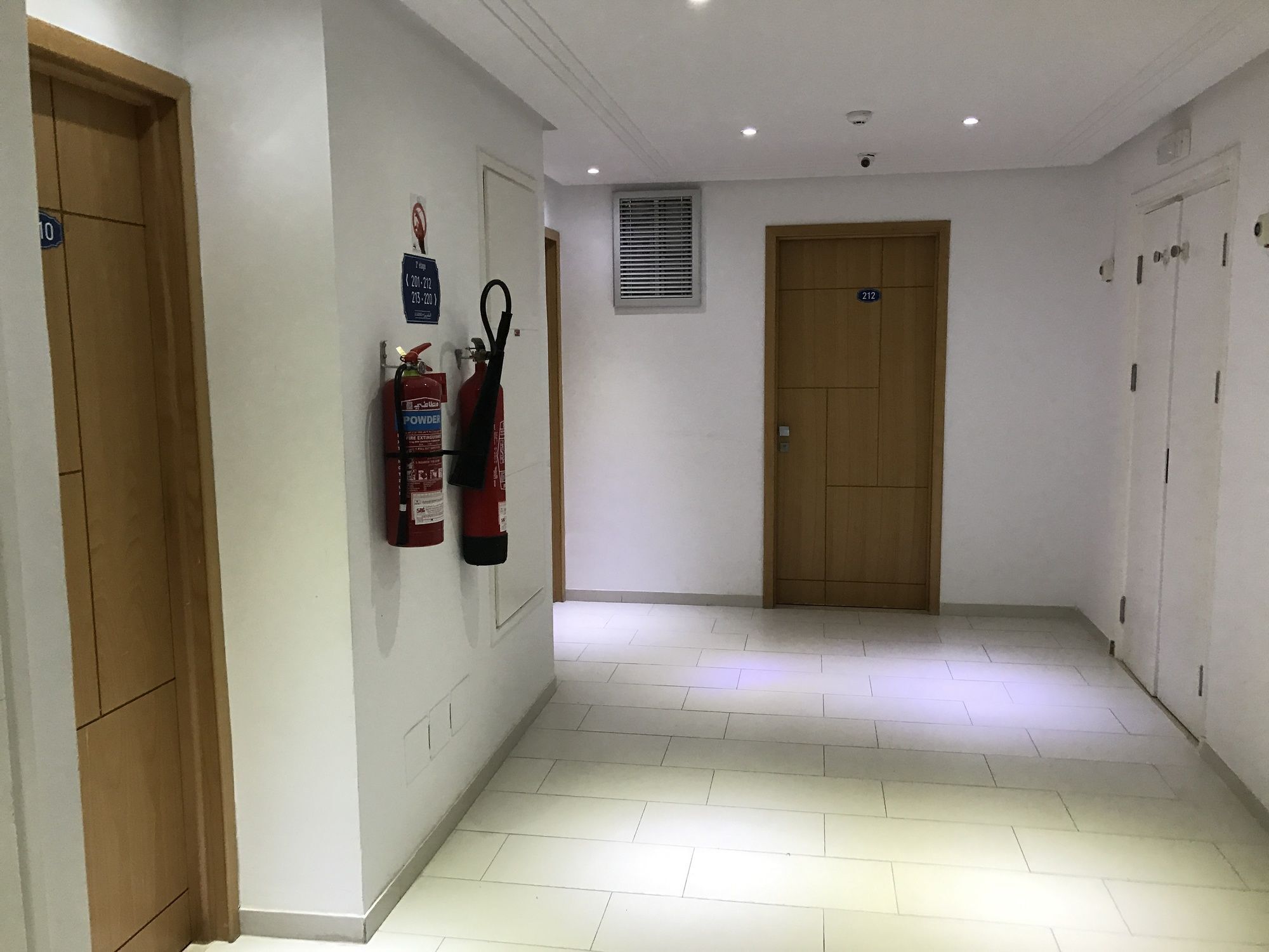 Hotel Al Karmel Tunis Eksteriør bilde